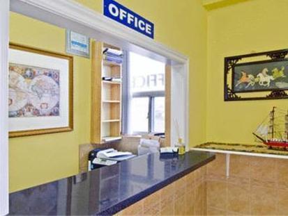 Burlington Inn Dış mekan fotoğraf