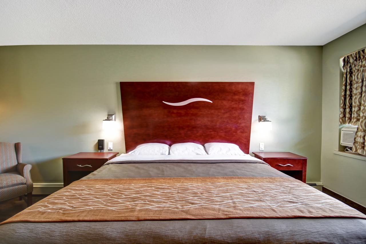 Burlington Inn Dış mekan fotoğraf